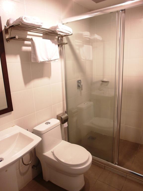 Transit Hotel Labuan Phòng bức ảnh